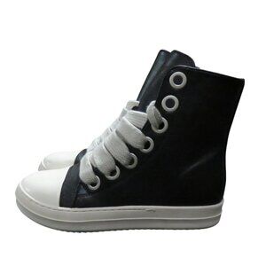 Dolls Kill Black Vegan PU Leather Platform Comfort Walking Sneakers sz 39 US 9